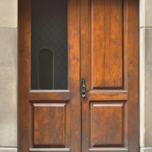 porte d'entrée en bois