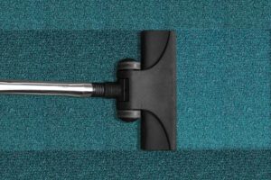 Entretenir un sol en moquette