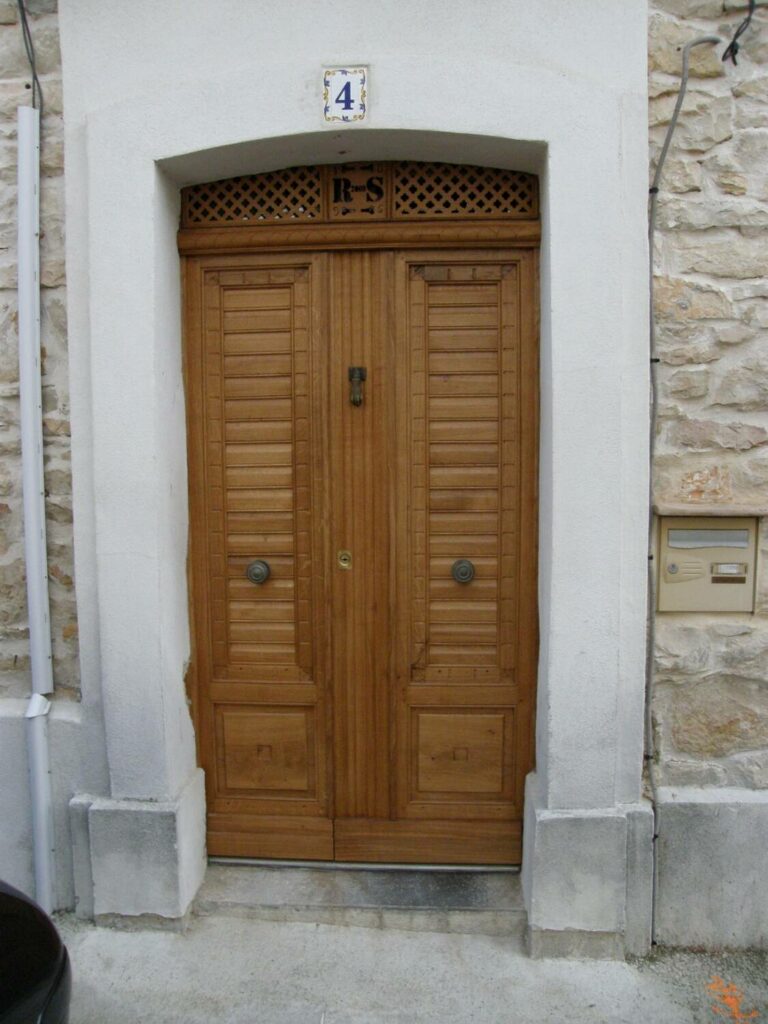 menuisier d'art et ébeniste à Montpellier